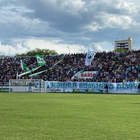 Nacional e Esporte de Patos fazem primeiro cl�ssico do ano na tarde deste domingo (11)