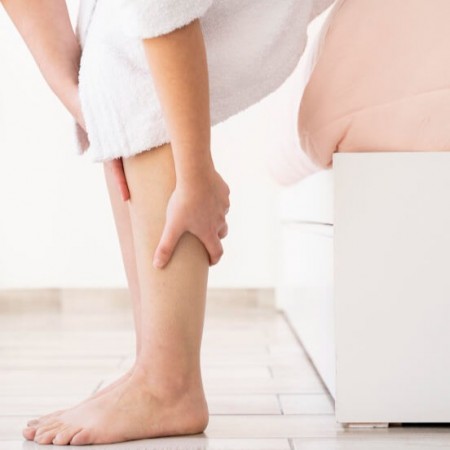 Formigamento e incha�o nas pernas? Saiba quando buscar ajuda para a circula��o