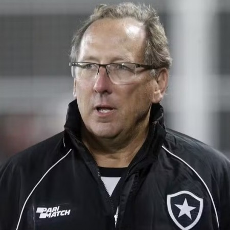 John Textor sinaliza com aporte de R$ 268 milh�es ao Botafogo