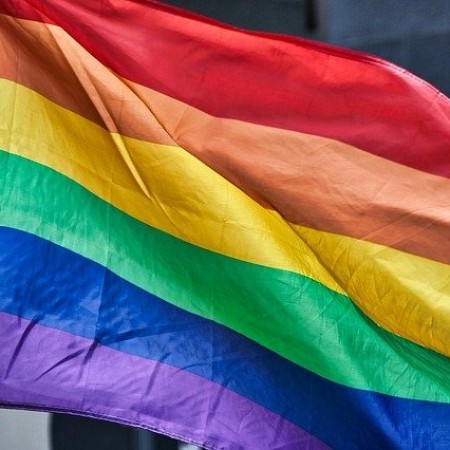 Mortes violentas de pessoas LGBT+ diminu�ram 12% no Brasil em 2025