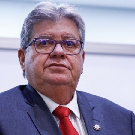 Jo�o Azev�do revela estudos para conceder reajuste acima de 5% para servidores 