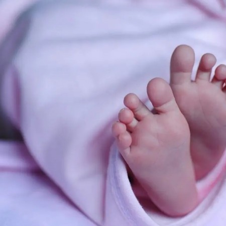 Pol�cia Militar salva beb� rec�m-nascida engasgada em Teixeira