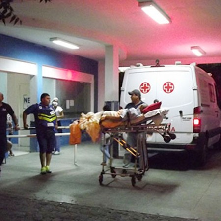 Hospital de Patos atende 15 v�timas de mordidas de animais e 20 de tr�nsito no fim de semana