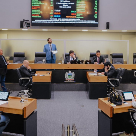 Por que a Justi�a da PB considerou inconstitucional o uso da B�blia nas sess�es da Assembleia