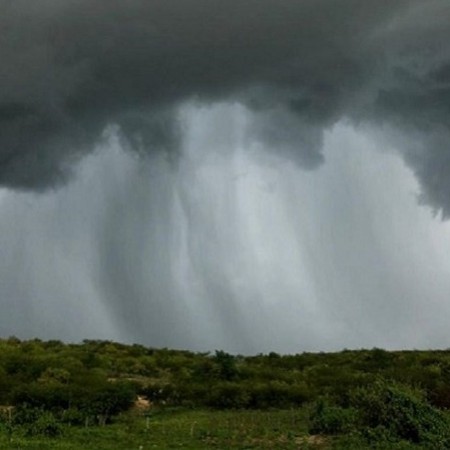 Inmet emite dois alertas de chuvas intensas para mais de 60 cidades do Sert�o da Para�ba