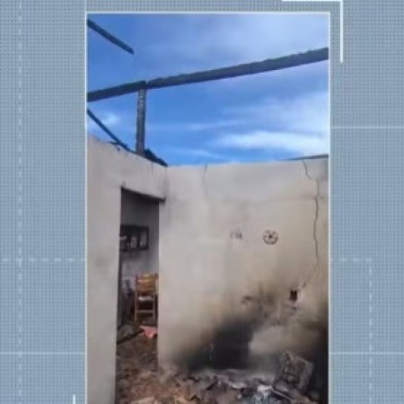 Homem � preso suspeito de atear fogo em casa com adolescente dentro, na Para�ba
