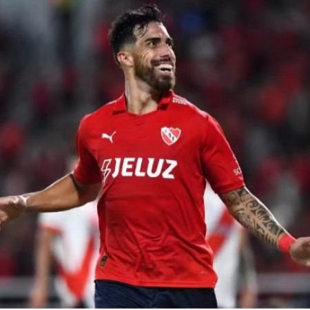 Entenda como est� a busca do Fluminense por um novo centroavante