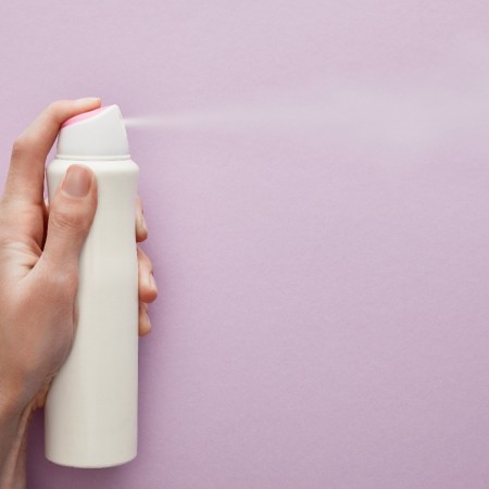 Garotinha de 9 anos morre em Areia de Bara�nas ao inalar g�s de desodorante aerossol