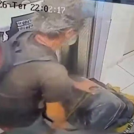 Imagens mostram namorado de mulher encontrada carbonizada carregando corpo em mala