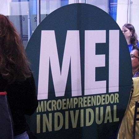 Relator prop�e elevar teto do MEI para ao menos R$ 140 mil por ano