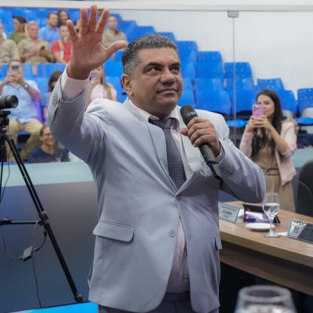Suplente Samuel Pinto surpreende e troca seu apoio ao governo da Para�ba de Lucas Ribeiro por C�cero Lucena
