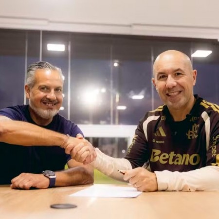 Boto diz que Flamengo n�o est� desesperado por refor�os e prega cautela