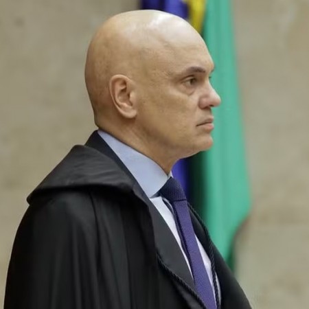 Moraes mant�m pris�o domiciliar de Bolsonaro e determina entrega de todas as armas
