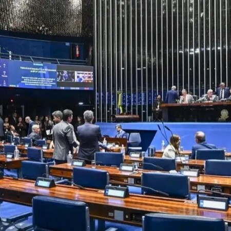 Senado aprova projeto que cria Pix Pens�o Aliment�cia; entenda