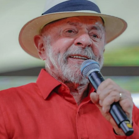 Lula defende fim da escala 6�1 para devolver aos trabalhadores 'o direito ao conv�vio com a fam�lia'