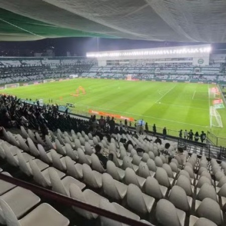 L�der Palmeiras volta ao Brasileir�o diante do Coritiba fora de casa; times
