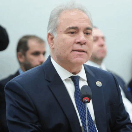 Queiroga registra candidatura ao Senado como quilombola e diz que houve equ�voco