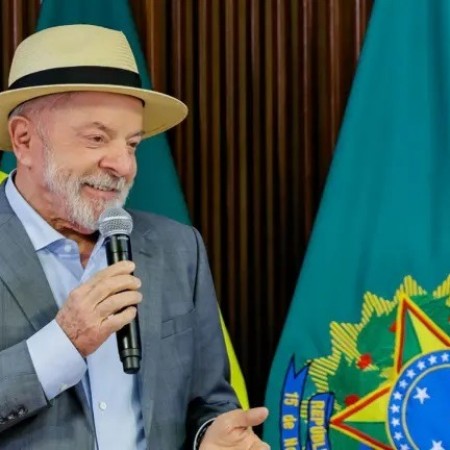 Presidente Lula abre 10% de Fl�vio Bolsonaro no 1� turno e vence em todos os cen�rios no 2�, aponta BTG/Nexus