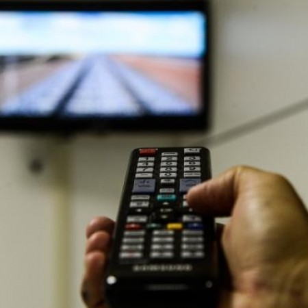 TV com brilho demais? Veja como desativar o 'modo loja' no seu aparelho