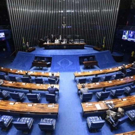 Senado ter� 54 das 81 cadeiras em disputa; 32 senadores buscam reelei��o