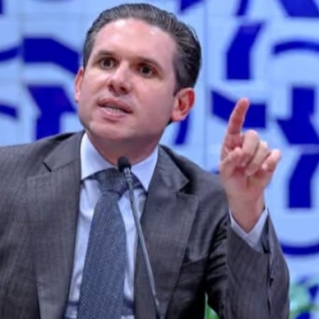 Justi�a determina que candidato n�o repita ataques a Hugo ap�s v�deo chamando-o de 'caba safado' e 'traidor'
