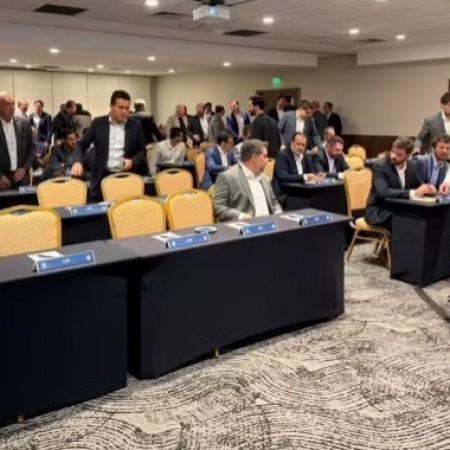 Clubes aprovam proposta da CBF para reduzir limite de jogadores estrangeiros a partir de 2027
