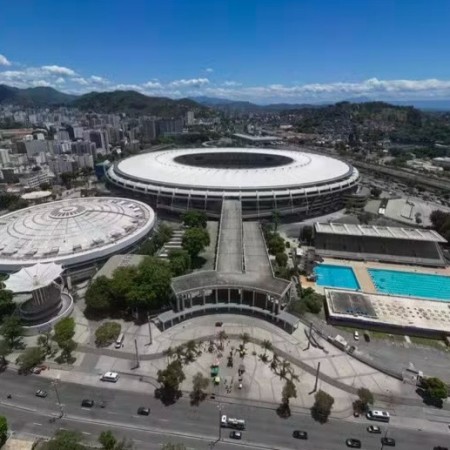 A��o de torcedor leva Justi�a a suspender pedido do Vasco para jogar no Maracan�