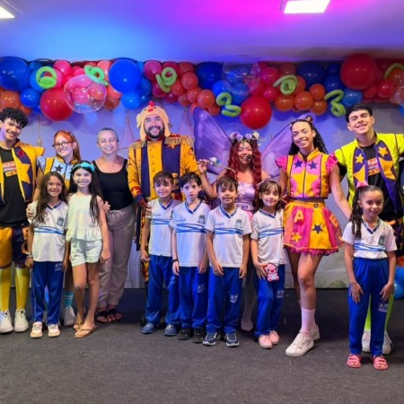 Festival 'O Reino do Faz de Contas' re�ne crian�as em manh� de arte e cultura em Patos