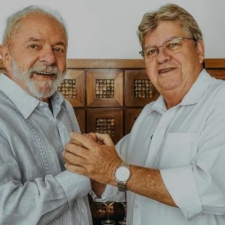 Jo�o Azev�do promete ampliar vota��o de Lula na PB no 2� turno ap�s reuni�o em Bras�lia