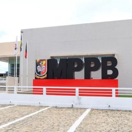  MPPB aju�za a��o contra prefeito e ex-secret�ria de Condado que cursava Medicina em tempo integral