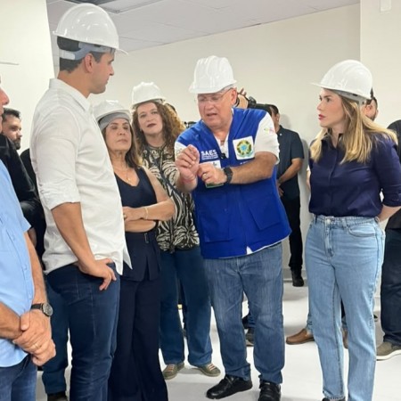 Governador Lucas Ribeiro visita Hospital do Bem e destaca avan�os na assist�ncia oncol�gica no Sert�o
 