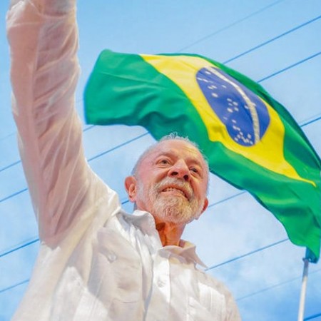 Bispos cat�licos divulgam carta de apoio a Lula: 'N�o podemos nos manter neutros'