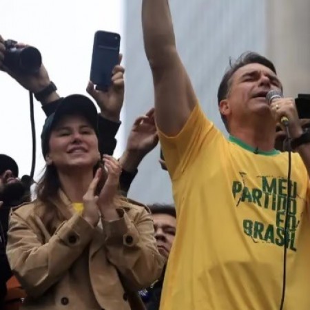 Advogado aliado de Trump diz que Rubio coordenou fuga de Fl�vio Bolsonaro para os EUA