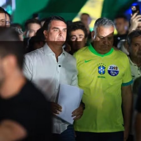 Defesa de Fl�vio teme mandado de pris�o e avalia pr�ximos passos ap�s descumprimento de ordem de Moraes