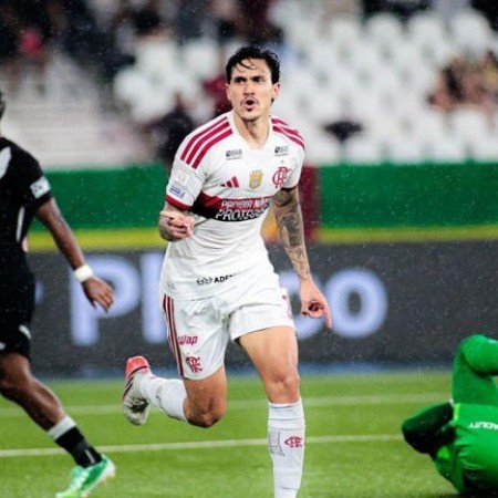 Pedro desencanta, Flamengo goleia Vasco e aumenta vantagem para o Palmeiras