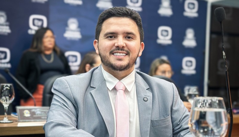 Maikon Minervino diz que usar integralmente salrio de dezembro para compra de cestas bsicas 