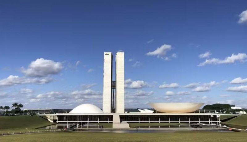 Reajuste de sal�rio para servidores do Congresso � maior que receita de 95% dos munic�pios