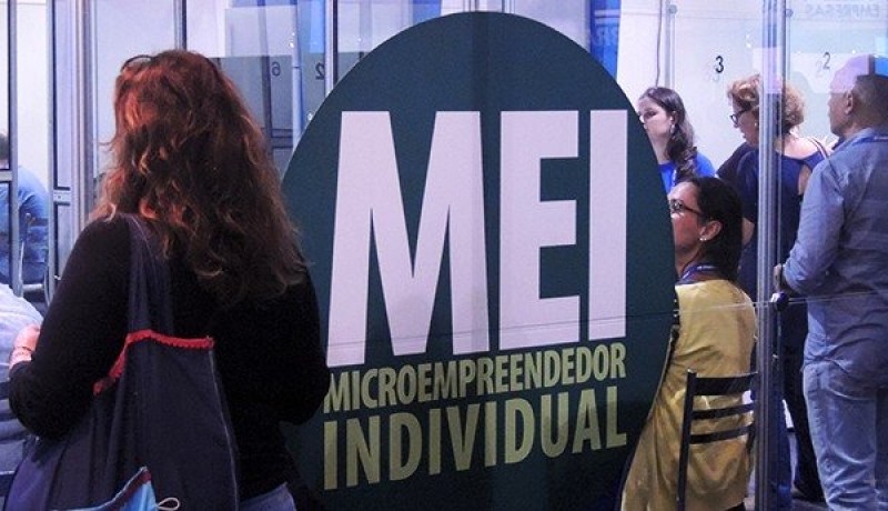 Relator prop�e elevar teto do MEI para ao menos R$ 140 mil por ano