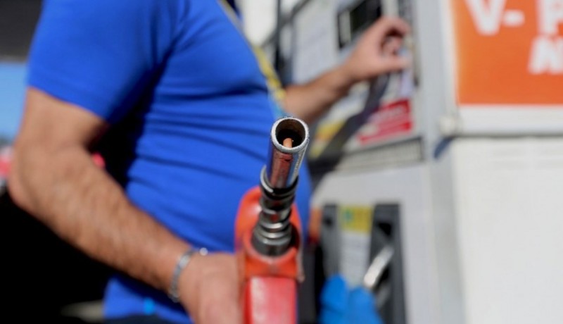 Gasolina com 32% de etanol chega aos postos amanh�; evite danos