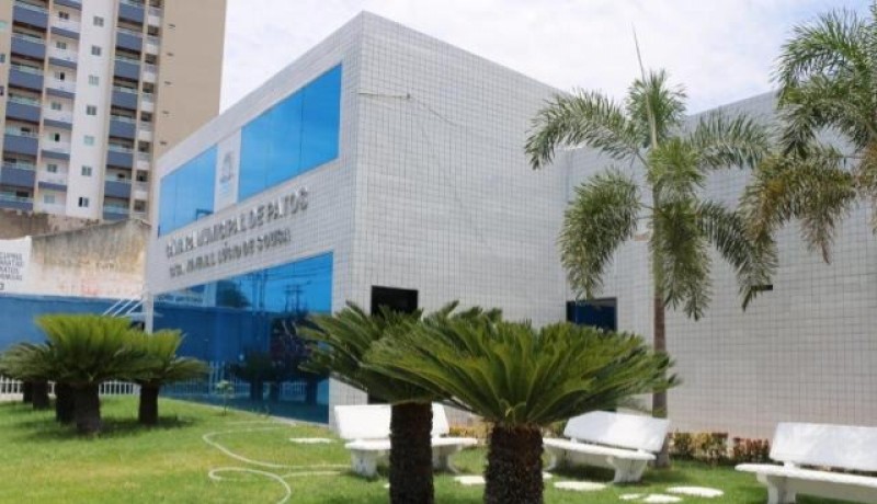 Tesoureiro da C�mara de Patos rebate acusa��es veiculadas em blog quanto a seu sal�rio