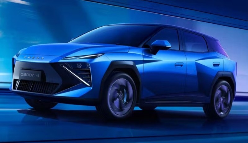 Omoda 4: SUV h�brido que ser� rival de Avenger e Tera come�a a ser vendido