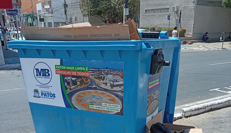 Prefeitura de Patos refor�a fiscaliza��o contra descarte irregular de lixo no Centro
