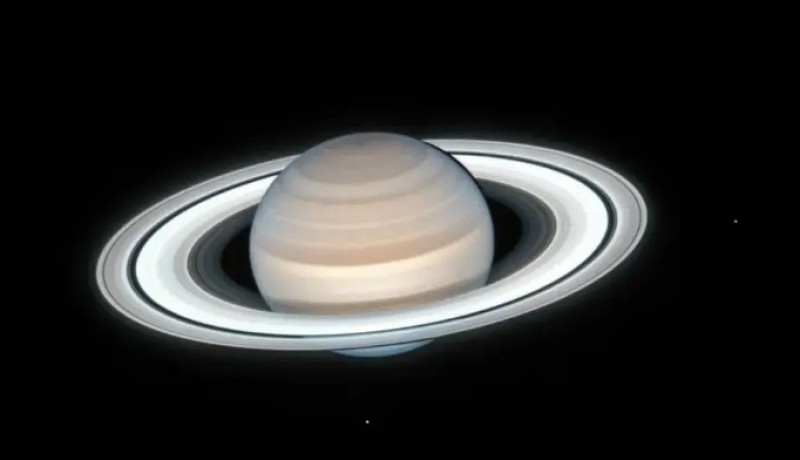 Saturno est� mais brilhante e f�cil de ver no c�u; veja quando e onde observar o planeta dos an�is