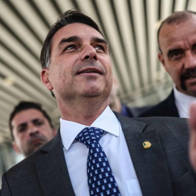 Escala 7�0: o que h� por tr�s da proposta de Fl�vio Bolsonaro no Senado que tenta sabotar fim da escala 6�1