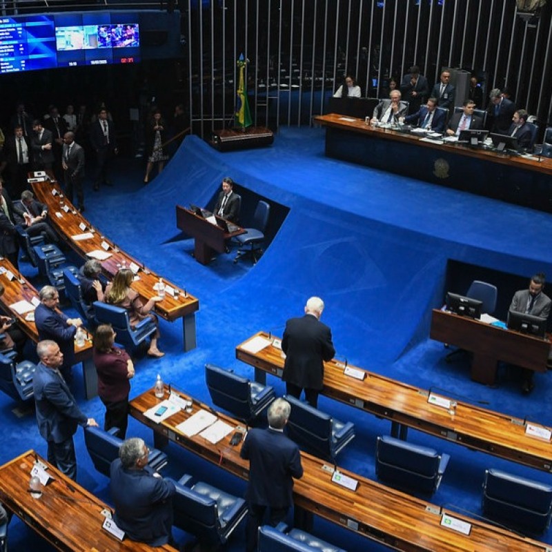 Punies mais duras e tributo sobre bets: veja o que muda com Lei Antifaco aprovada pelo Senado