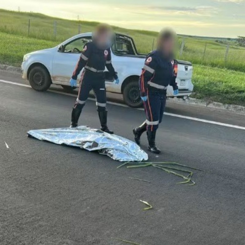 Mulher atropelada � declarada morta pelo Samu, deixada na pista e reanimada minutos depois por socorrista