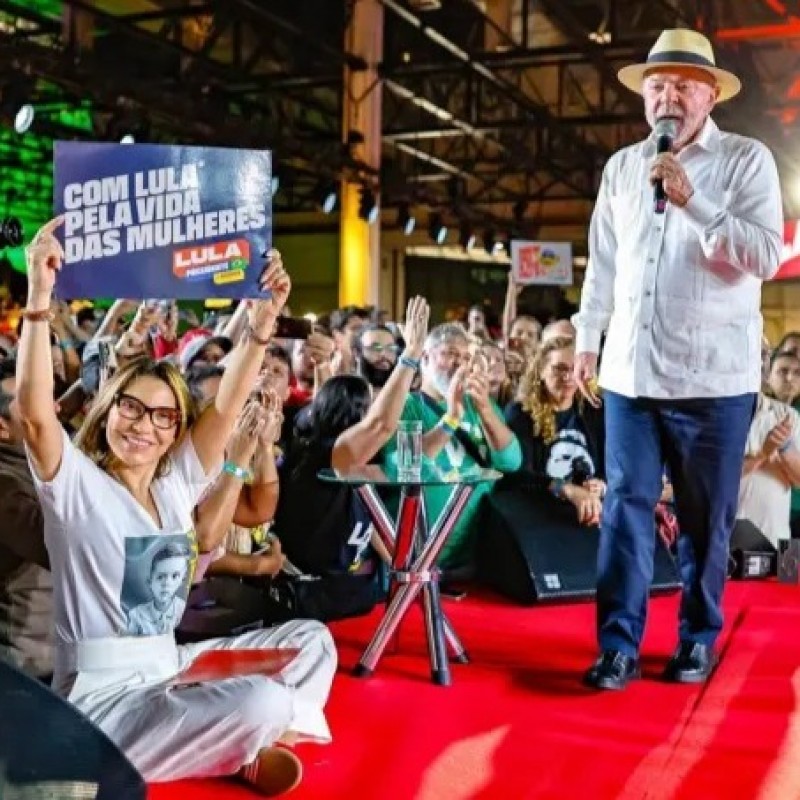 Dados da Quaest apontam que Lula come�a a campanha melhor do que em 2022 na maioria dos estados
