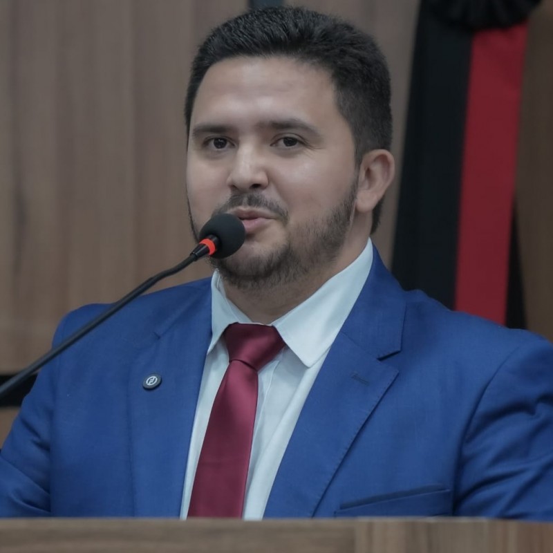 Maikon Minervino consegue na Justi�a certid�o de desfilia��o para deixar o PP; vereador j� tem destino certo