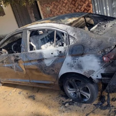 Jovem que teve carro incendiado em Patos pede justiça e ação da polícia nas investigações contra ex-marido