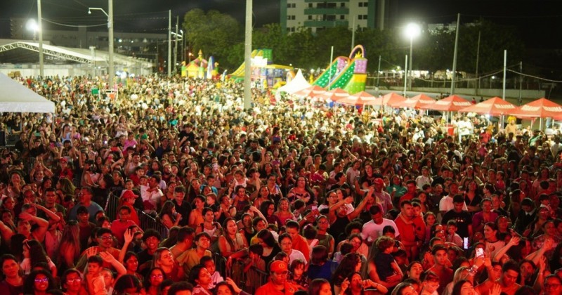 Show de Patati Patatá no Terreiro do Forró em Patos reúne multidão na Festa das Crianças